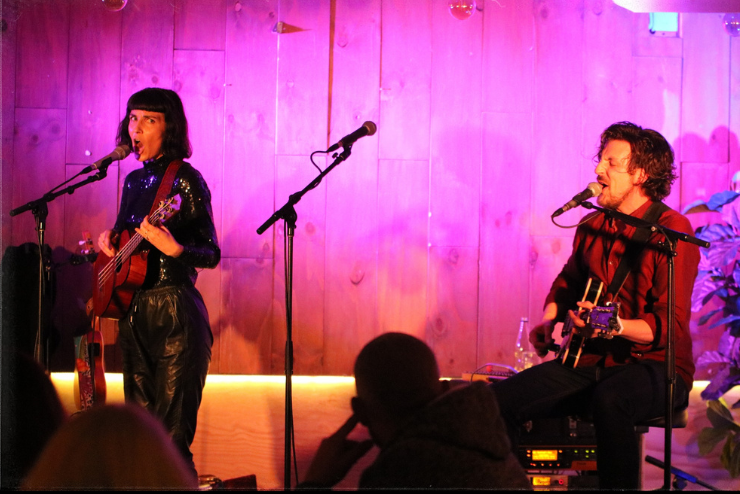 Cafe Roux Bottomless Coffee Band
