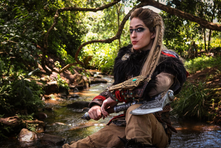 Psycadillo cosplays as Eivor from the Ubisoft game Assassins Creed: Valhalla. Professional local cosplayer and Youtuber. 